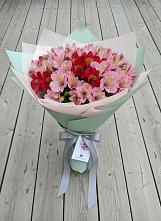 Букет цветов из:  Альстромерии в Шумячи
