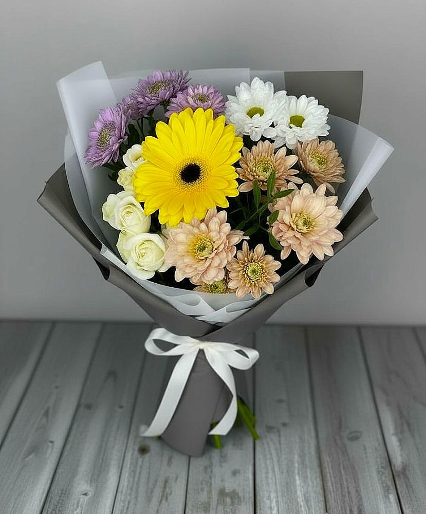 Букет цветов из: Розы, Герберы и Хризантемы в Шумячи