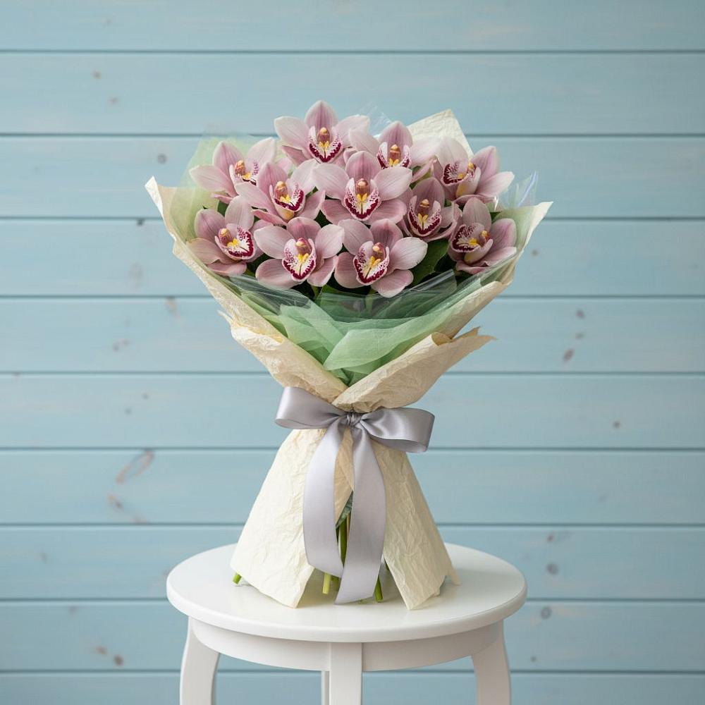 Букет цветов из: Орхидеи и Розы в Шумячи