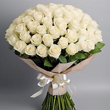 Букет 101 беля роза Белоснежка в Шумячи