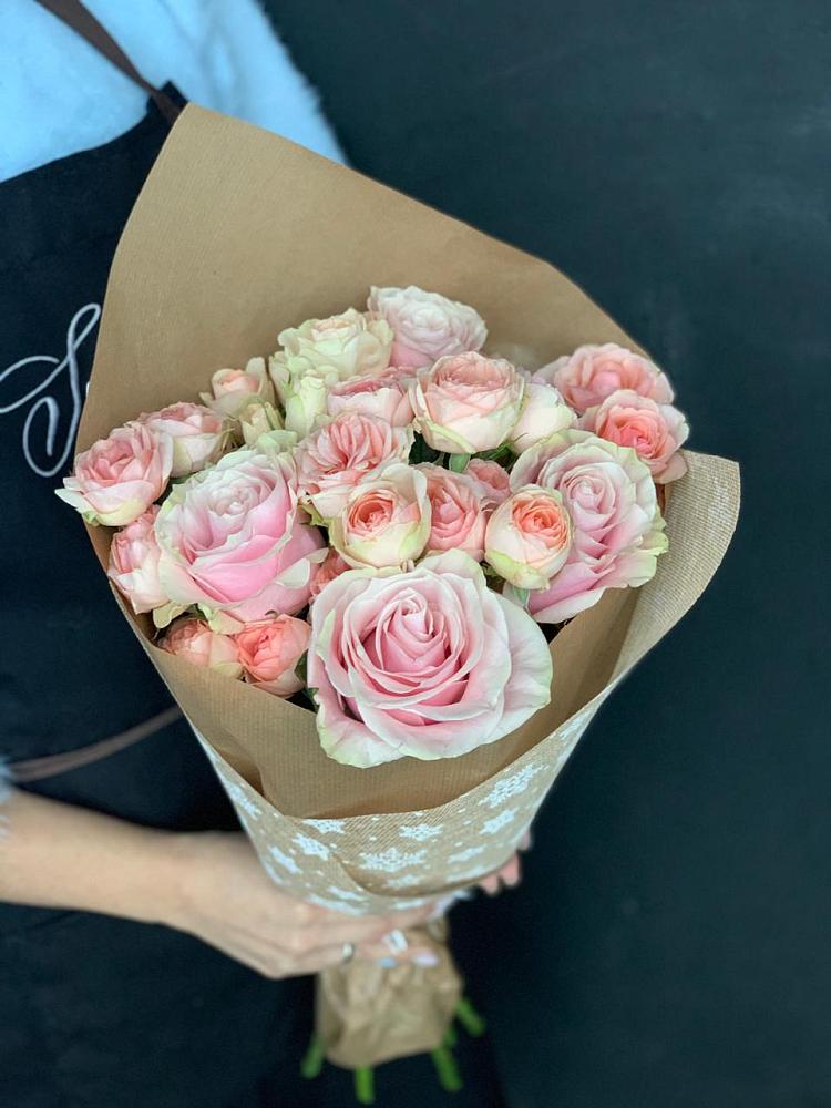 Букет цветов из: Хризантемы и Розы в Шумячи