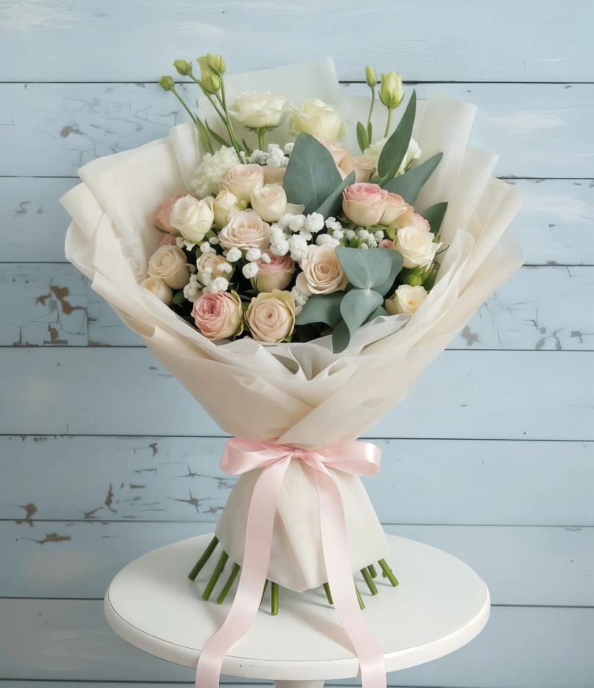 Букет цветов из: Розы и Лизиантусы в Шумячи