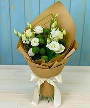 Букет цветов из:  Хризантемы и Лизиантусы в Шумячи