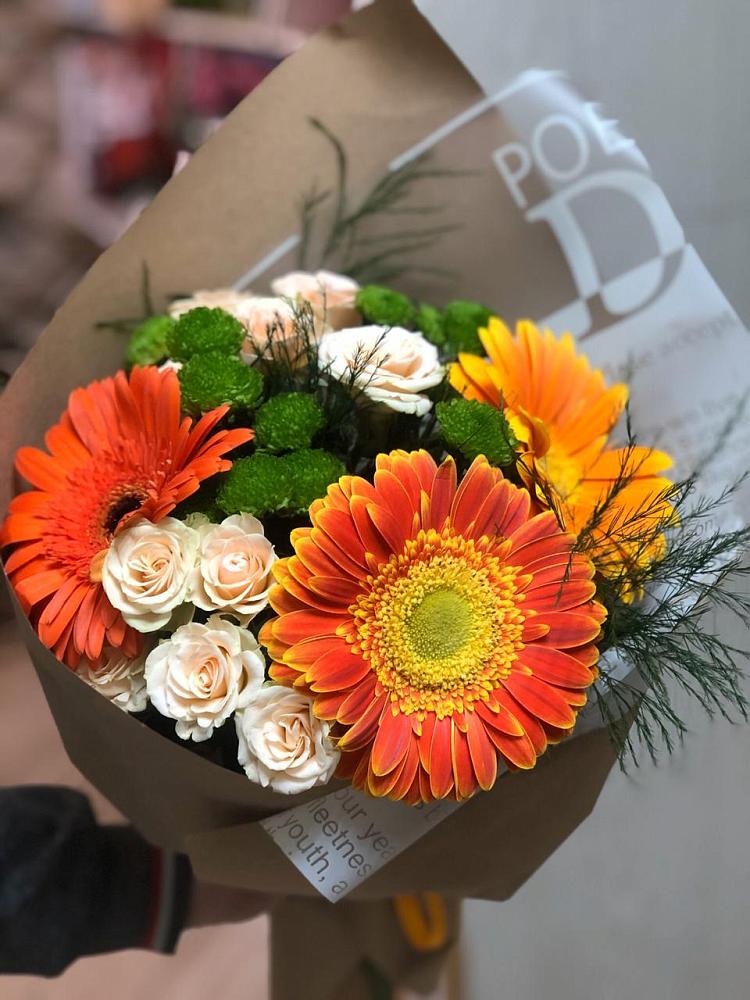 Букет цветов из: Герберы, Хризантемы и Розы в Шумячи